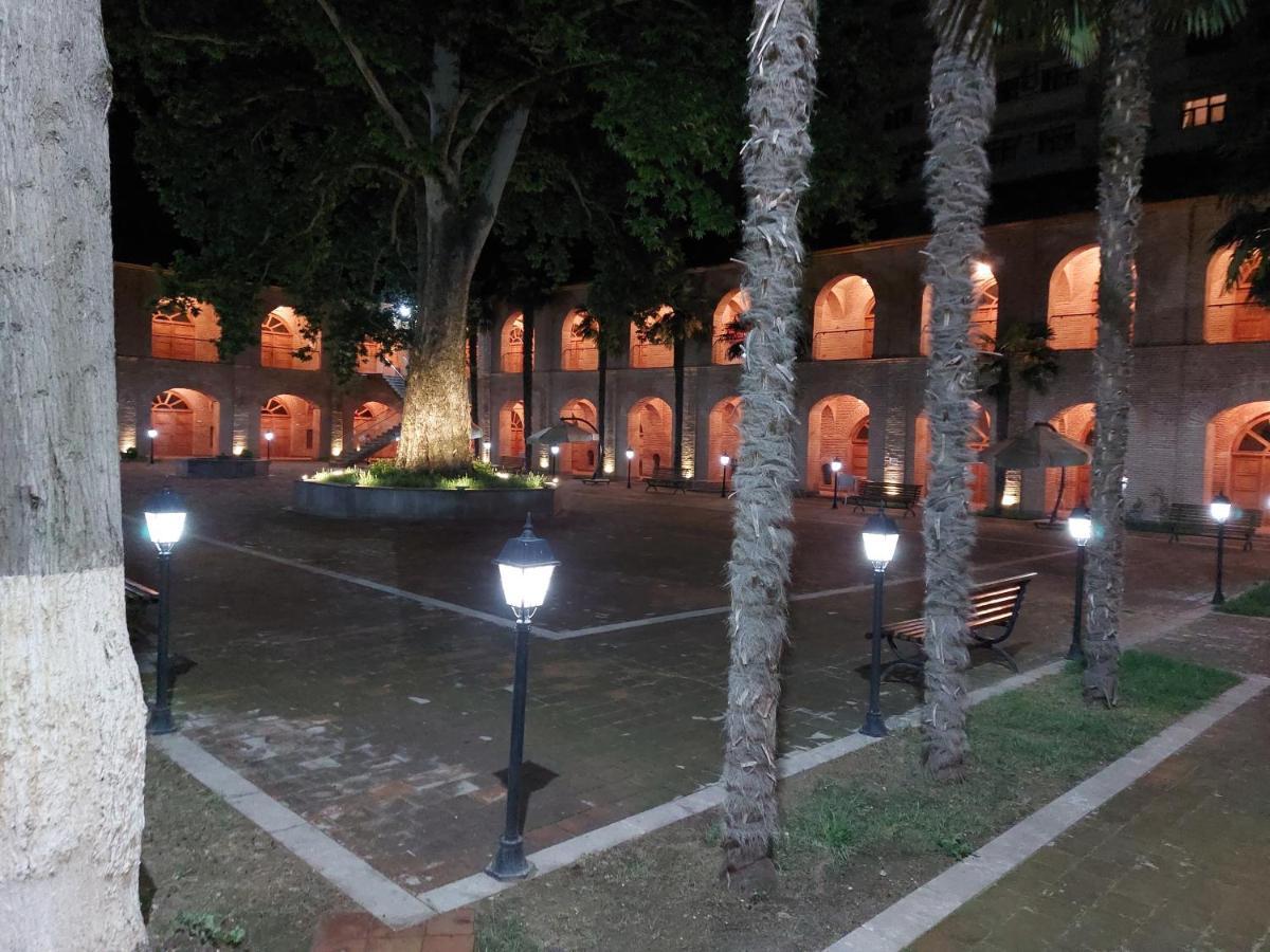 Hotel Karvansaray Sah Abbas Gjandža Exteriér fotografie