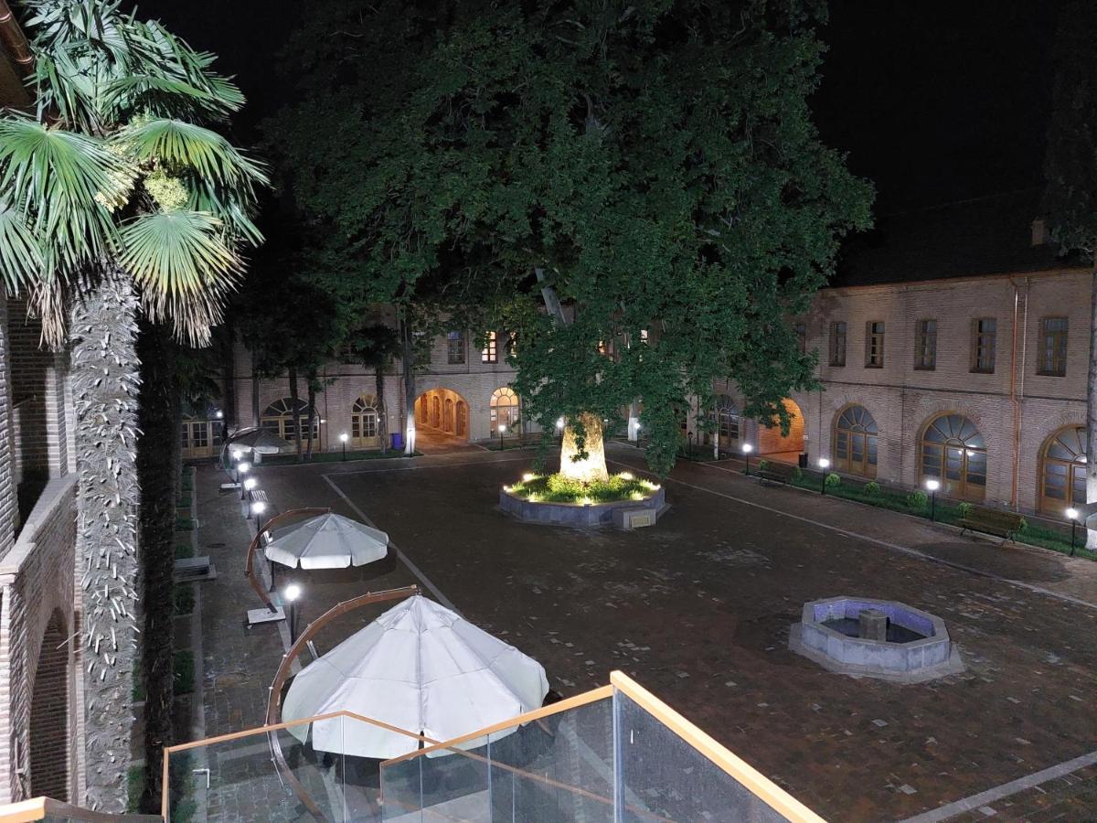 Hotel Karvansaray Sah Abbas Gjandža Exteriér fotografie